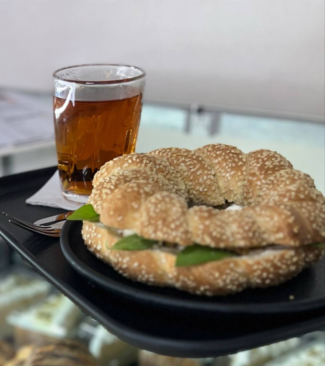 سیمیت پنیری + دورچین صبحانه